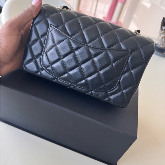 🖤 CHANEL MINI CLASSIC FLAP 🖤 - Picture 12 of 15